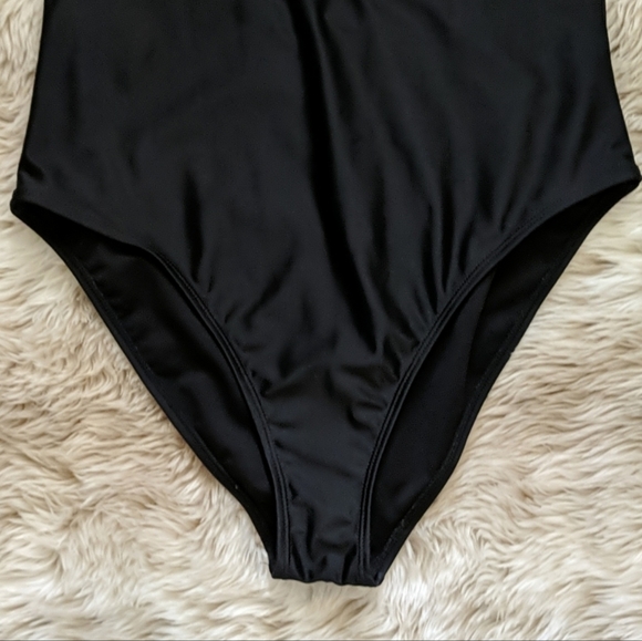 Classic black bathing suit - Picture 5 of 8